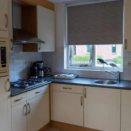 Holiday home Nieuw: In De Bedstee Uniek!