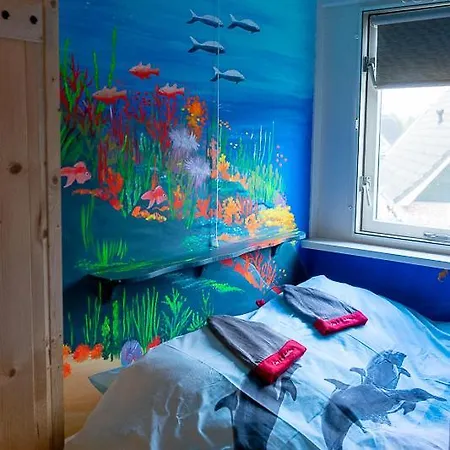 Nieuw: In De Bedstee Uniek! Holiday home