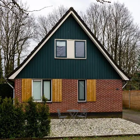 Nieuw: In De Bedstee Uniek! *