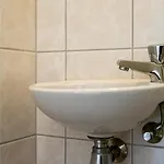 Nieuw: In De Bedstee Uniek! *